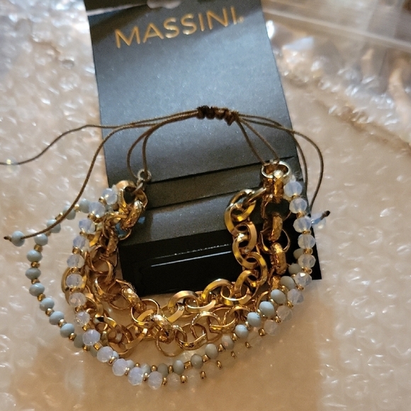 Massini Jewelry - Massini Gold Chsin Blues Beaded Adjustable Bracelet